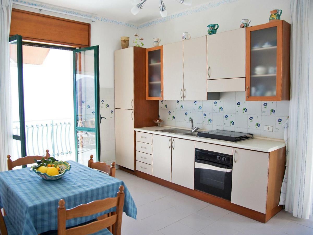 Apartment Sunrise-1 By Interhome Conca dei Marini Exterior foto